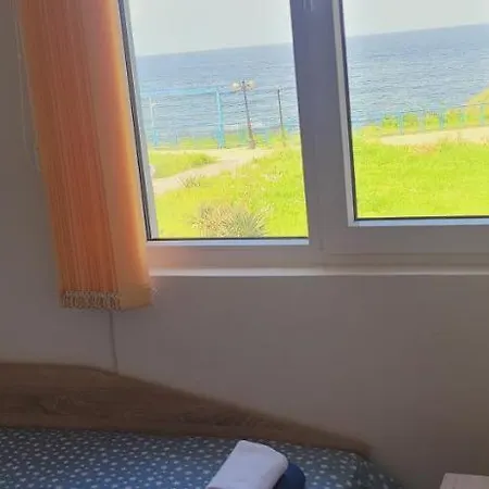 Апартамент Котвата Панорама * Ahtopol