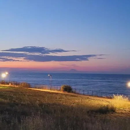 Апартамент Котвата Панорама * Ahtopol