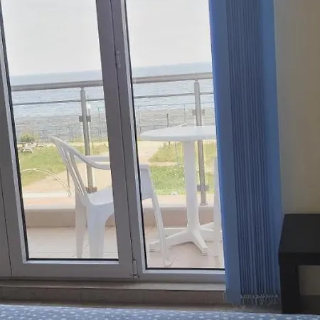 Апартамент Котвата Панорама * Ahtopol
