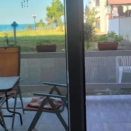 Апартамент Котвата Панорама Ahtopol